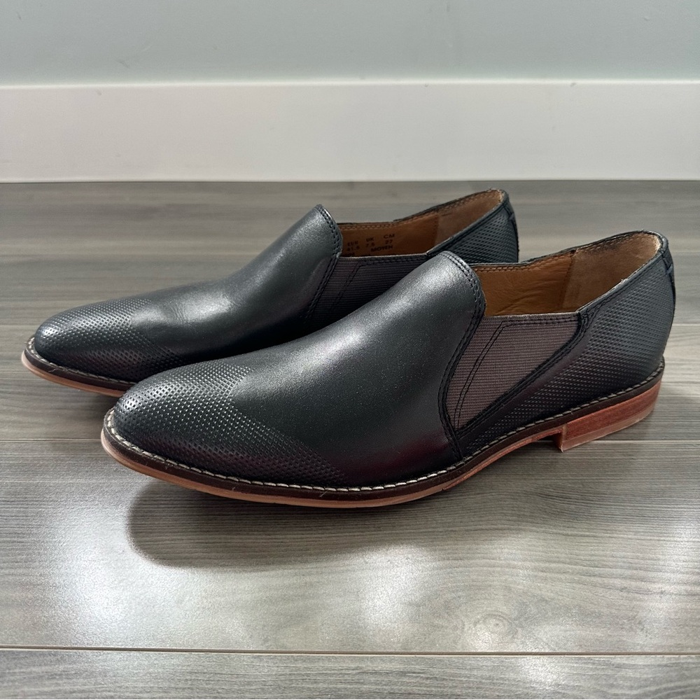 NEW Hush Puppies Black Loafer Dress Shoes, Size 8.5